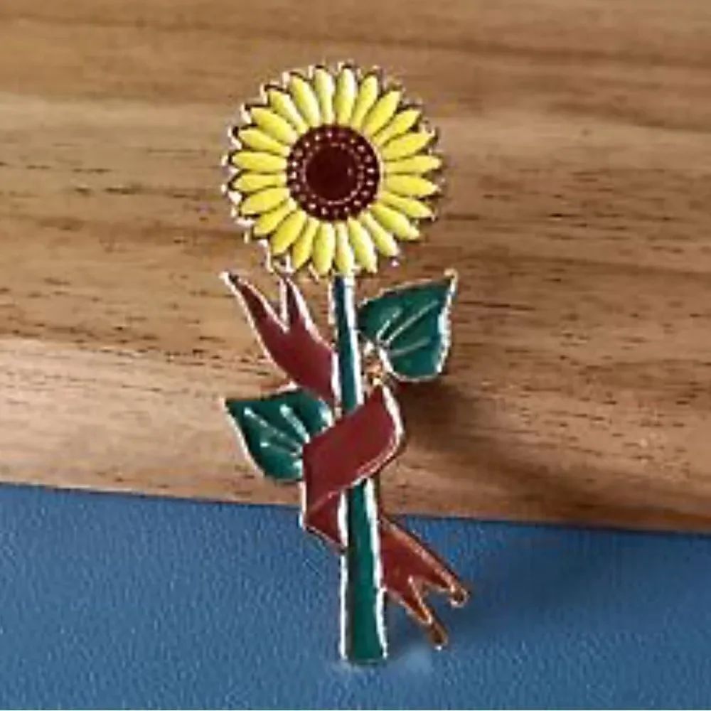 3/20 Sunflower Flower Enamel Pin - Picture 1 of 1